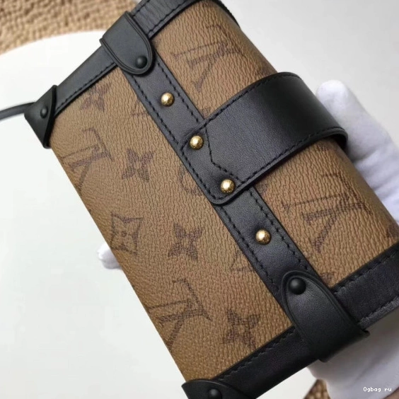 Clutch Malle Trunk Louis Vuitton Petite 0821